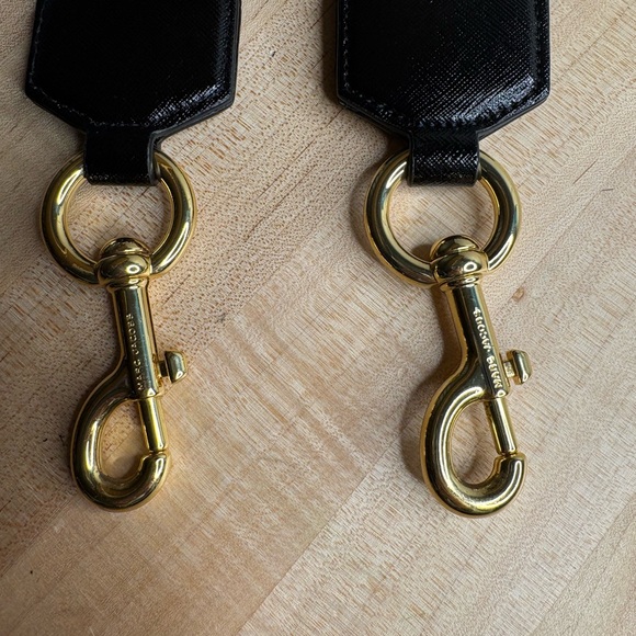 NWOT Marc Jacobs Black and Yellow Logo Strap with Gold - Picture 2 of 6